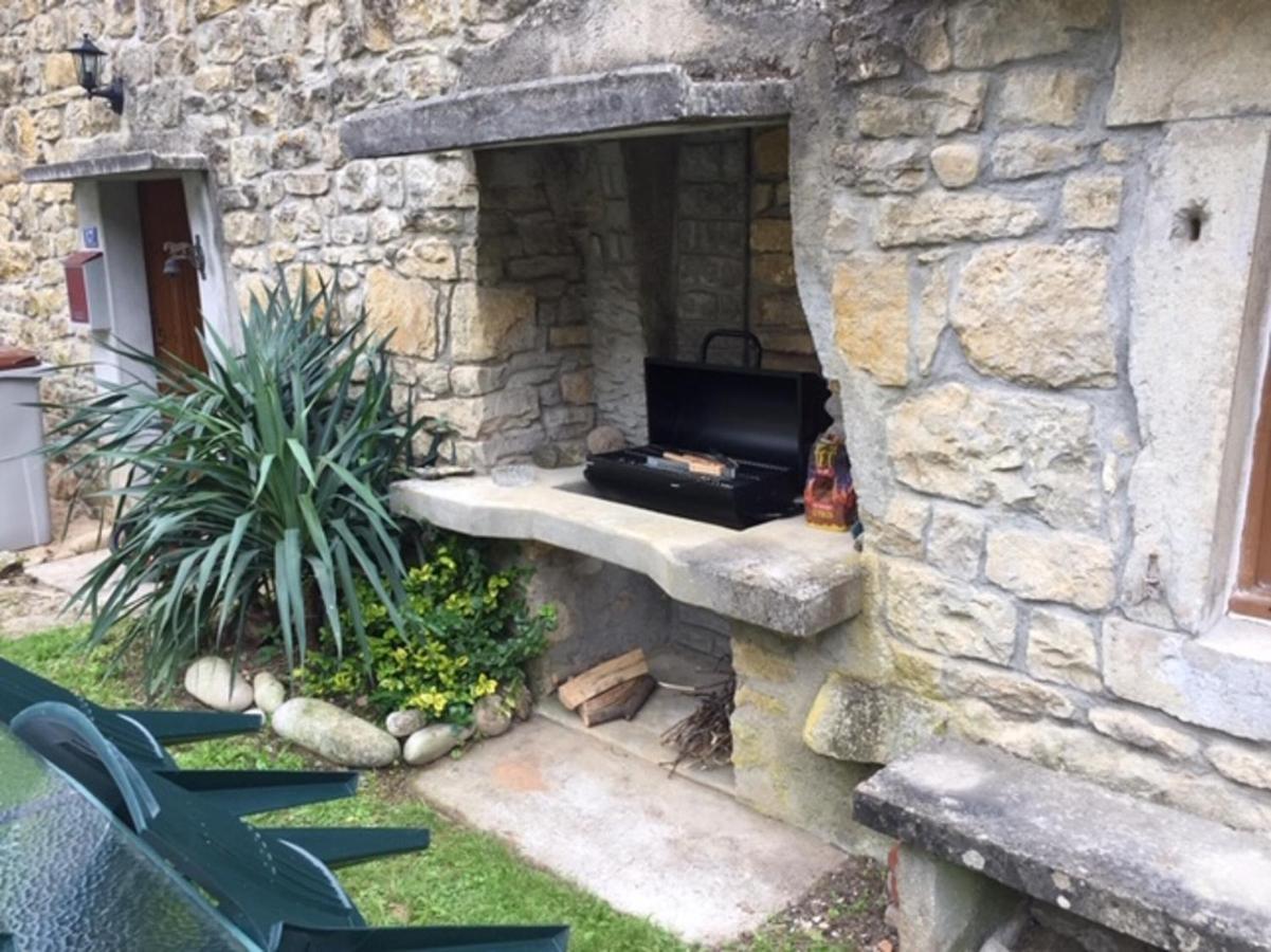Gite Des Reculees Ladoye-sur-Seille ภายนอก รูปภาพ